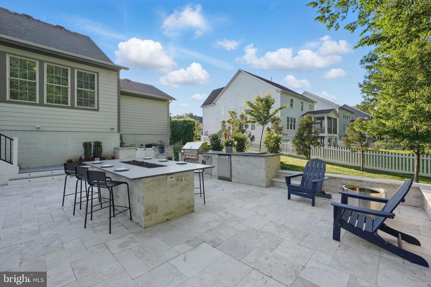 41223 CHATHAM GREEN CIR, ALDIE, Virginia 20105, 5 Bedrooms Bedrooms, ,4 BathroomsBathrooms,Residential,For sale,41223 CHATHAM GREEN CIR,VALO2096526 MLS # VALO2096526