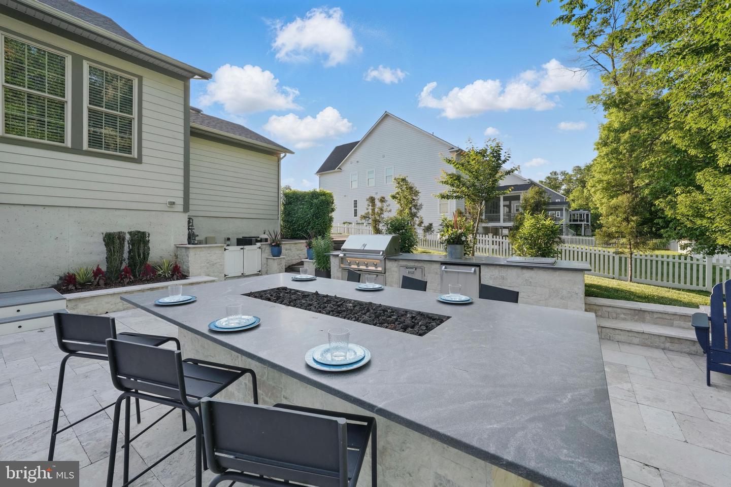 41223 CHATHAM GREEN CIR, ALDIE, Virginia 20105, 5 Bedrooms Bedrooms, ,4 BathroomsBathrooms,Residential,For sale,41223 CHATHAM GREEN CIR,VALO2096526 MLS # VALO2096526