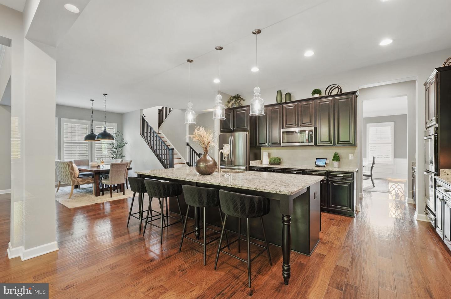 41223 CHATHAM GREEN CIR, ALDIE, Virginia 20105, 5 Bedrooms Bedrooms, ,4 BathroomsBathrooms,Residential,For sale,41223 CHATHAM GREEN CIR,VALO2096526 MLS # VALO2096526