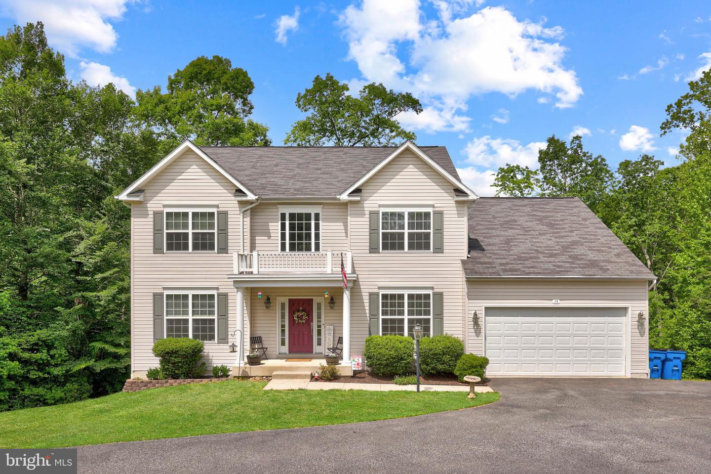 18 BLOSSOM TREE CT, STAFFORD, Virginia 22554, 5 Bedrooms Bedrooms, ,3 BathroomsBathrooms,Residential,For sale,18 BLOSSOM TREE CT,VAST2038874 MLS # VAST2038874