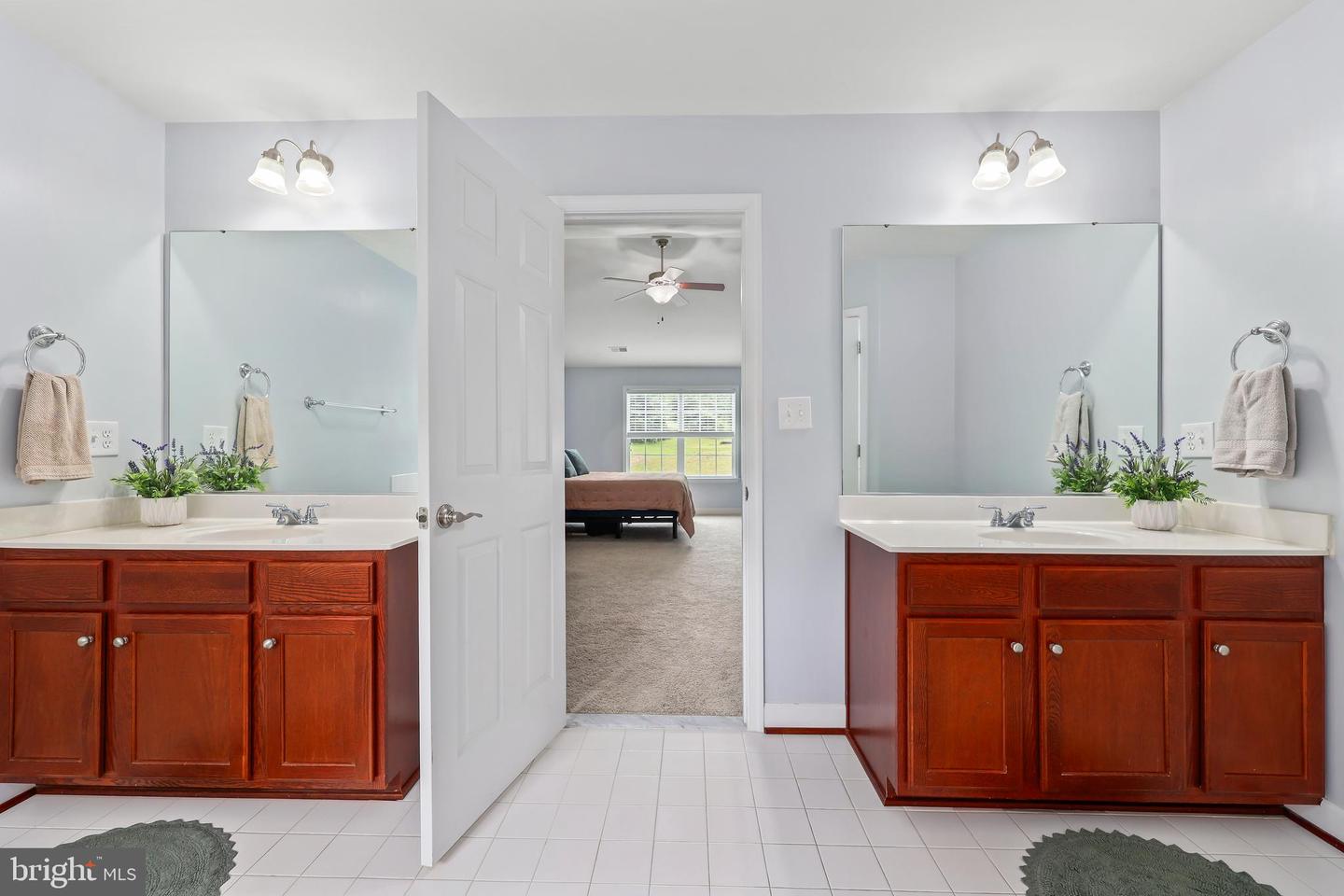 18 BLOSSOM TREE CT, STAFFORD, Virginia 22554, 5 Bedrooms Bedrooms, ,3 BathroomsBathrooms,Residential,For sale,18 BLOSSOM TREE CT,VAST2038874 MLS # VAST2038874