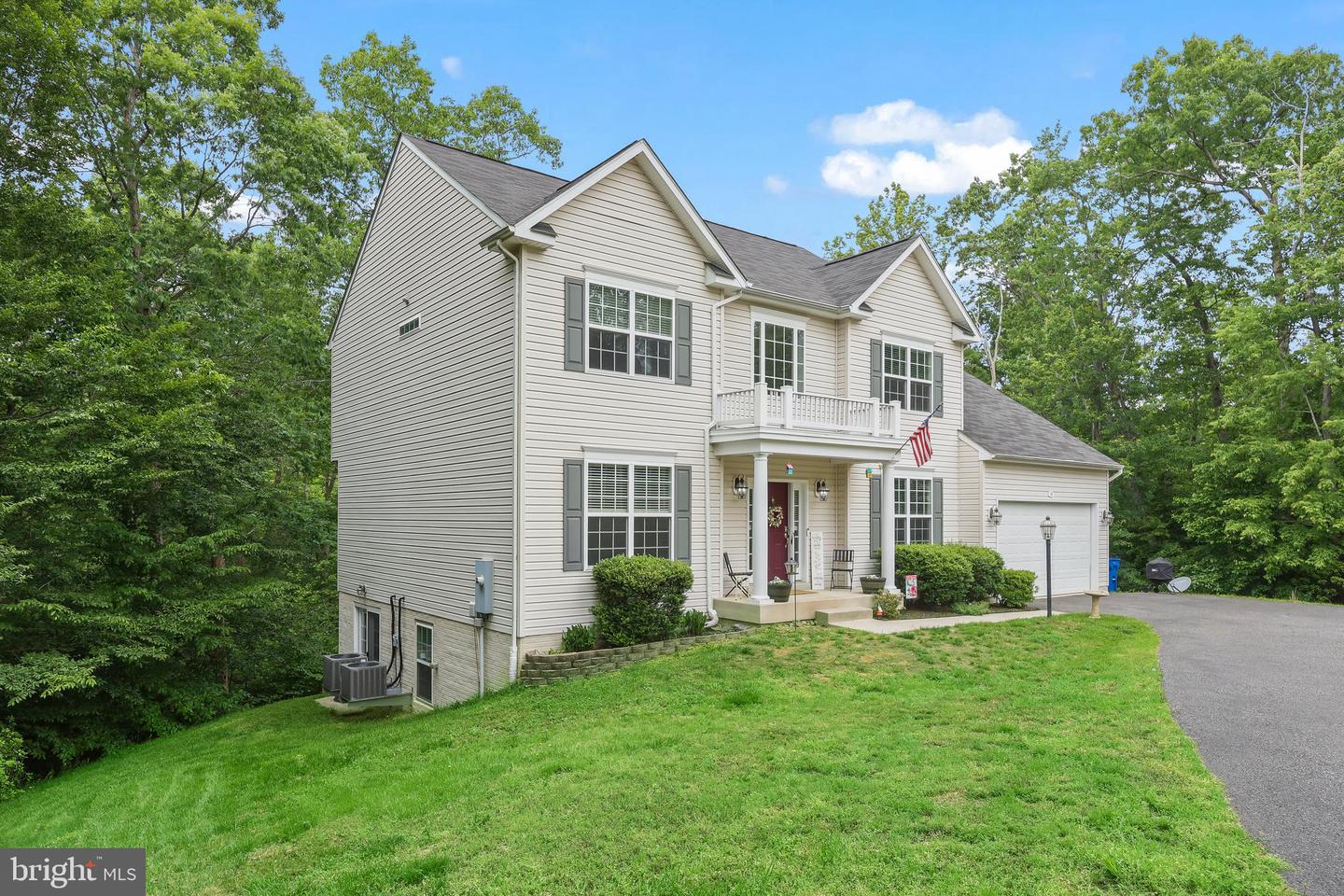 18 BLOSSOM TREE CT, STAFFORD, Virginia 22554, 5 Bedrooms Bedrooms, ,3 BathroomsBathrooms,Residential,For sale,18 BLOSSOM TREE CT,VAST2038874 MLS # VAST2038874
