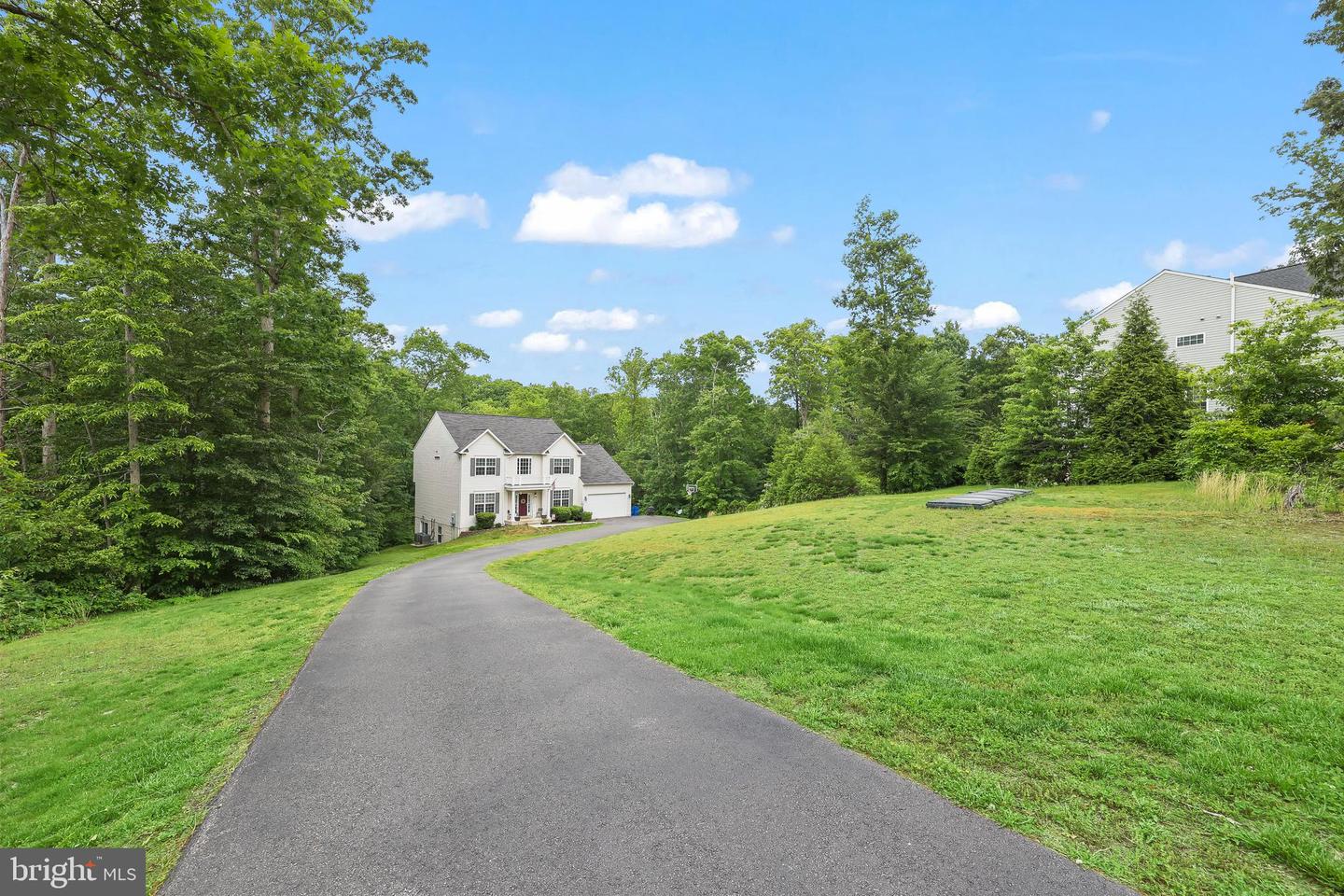 18 BLOSSOM TREE CT, STAFFORD, Virginia 22554, 5 Bedrooms Bedrooms, ,3 BathroomsBathrooms,Residential,For sale,18 BLOSSOM TREE CT,VAST2038874 MLS # VAST2038874