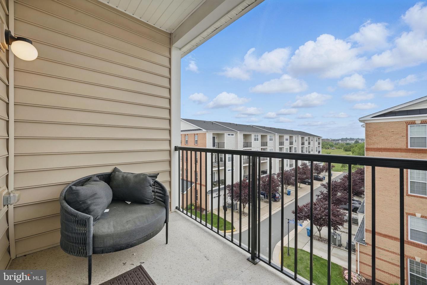 23465 BELVOIR WOODS TER, ASHBURN, Virginia 20148, 3 Bedrooms Bedrooms, ,2 BathroomsBathrooms,Residential,For sale,23465 BELVOIR WOODS TER,VALO2096546 MLS # VALO2096546