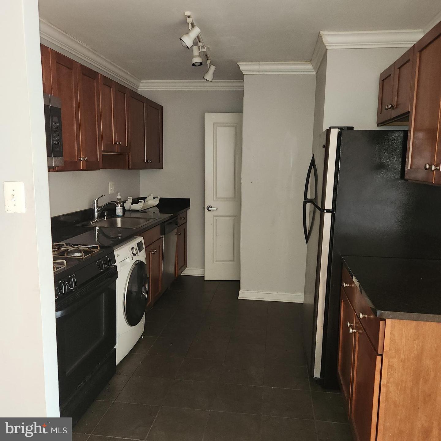 3105 NAYLOR RD SE #302, WASHINGTON, District Of Columbia 20020, 2 Bedrooms Bedrooms, ,1 BathroomBathrooms,Residential,For sale,3105 NAYLOR RD SE #302,DCDC2200712 MLS # DCDC2200712