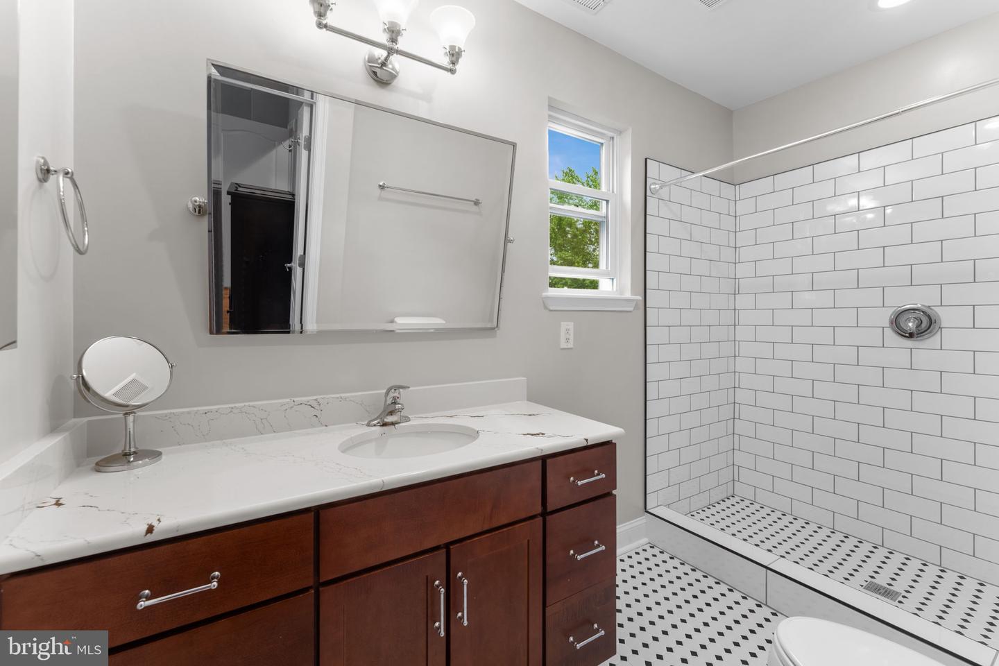 5105 13TH ST NW, WASHINGTON, District Of Columbia 20011, 4 Bedrooms Bedrooms, ,3 BathroomsBathrooms,Residential,For sale,5105 13TH ST NW,DCDC2200804 MLS # DCDC2200804