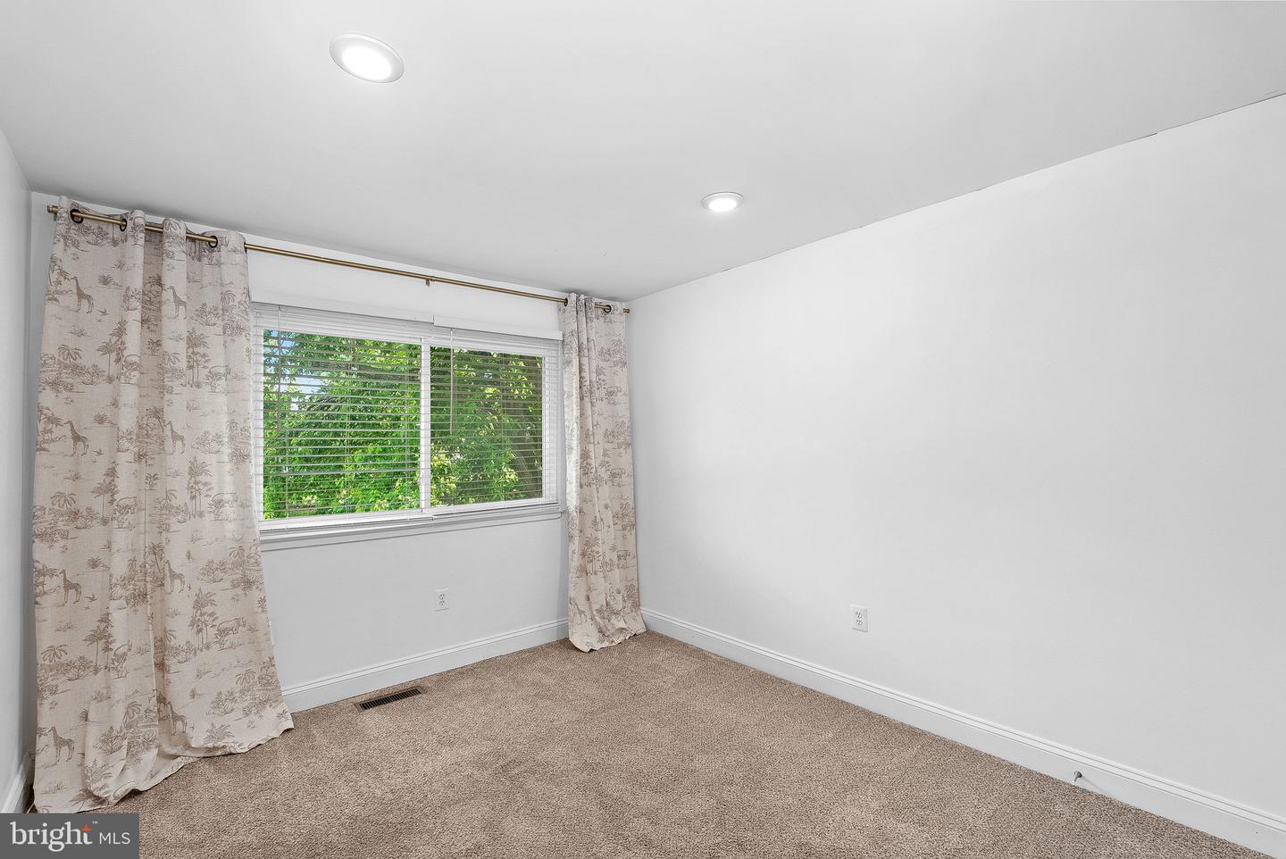 7524 PURDUE CT, MANASSAS, Virginia 20109, 3 Bedrooms Bedrooms, ,2 BathroomsBathrooms,Residential,For sale,7524 PURDUE CT,VAPW2094720 MLS # VAPW2094720