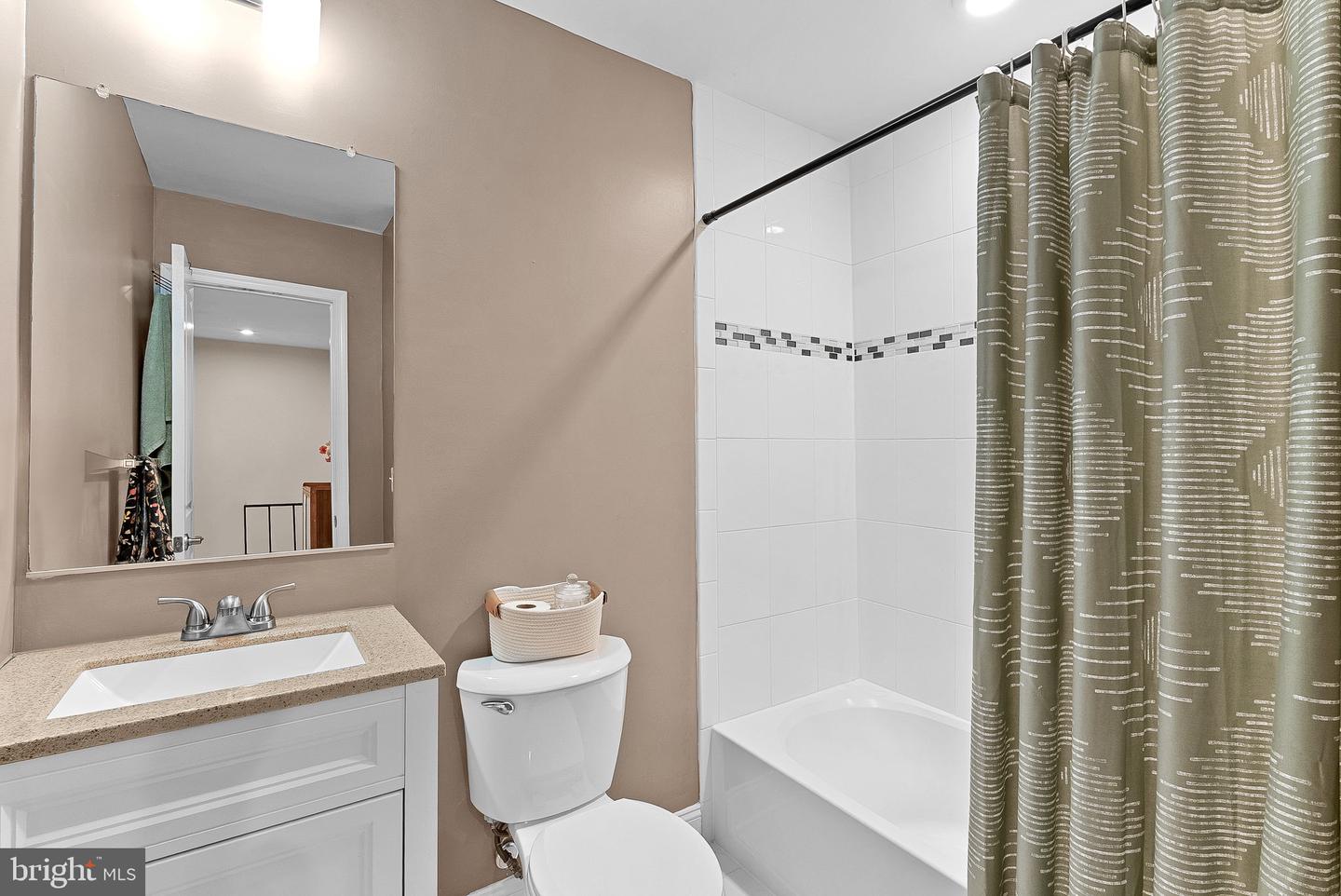 7524 PURDUE CT, MANASSAS, Virginia 20109, 3 Bedrooms Bedrooms, ,2 BathroomsBathrooms,Residential,For sale,7524 PURDUE CT,VAPW2094720 MLS # VAPW2094720