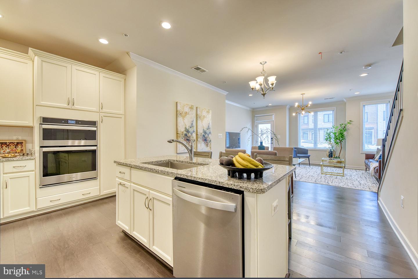 43185 MONGOLD SQ, ASHBURN, Virginia 20148, 3 Bedrooms Bedrooms, ,2 BathroomsBathrooms,Residential,For sale,43185 MONGOLD SQ,VALO2096566 MLS # VALO2096566