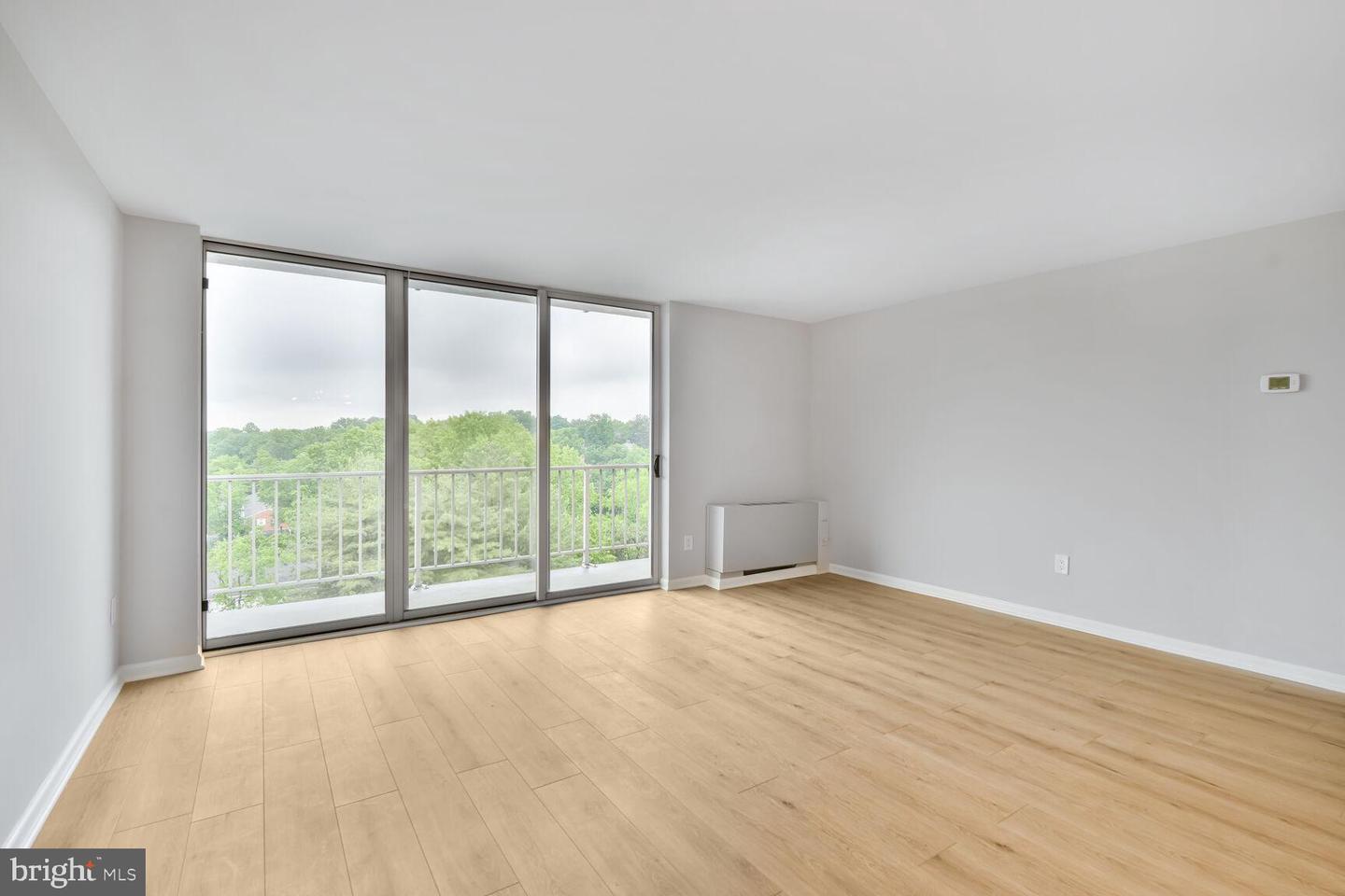 4520 KING ST #609, ALEXANDRIA, Virginia 22302, 1 Bedroom Bedrooms, ,1 BathroomBathrooms,Residential,For sale,4520 KING ST #609,VAAX2045378 MLS # VAAX2045378