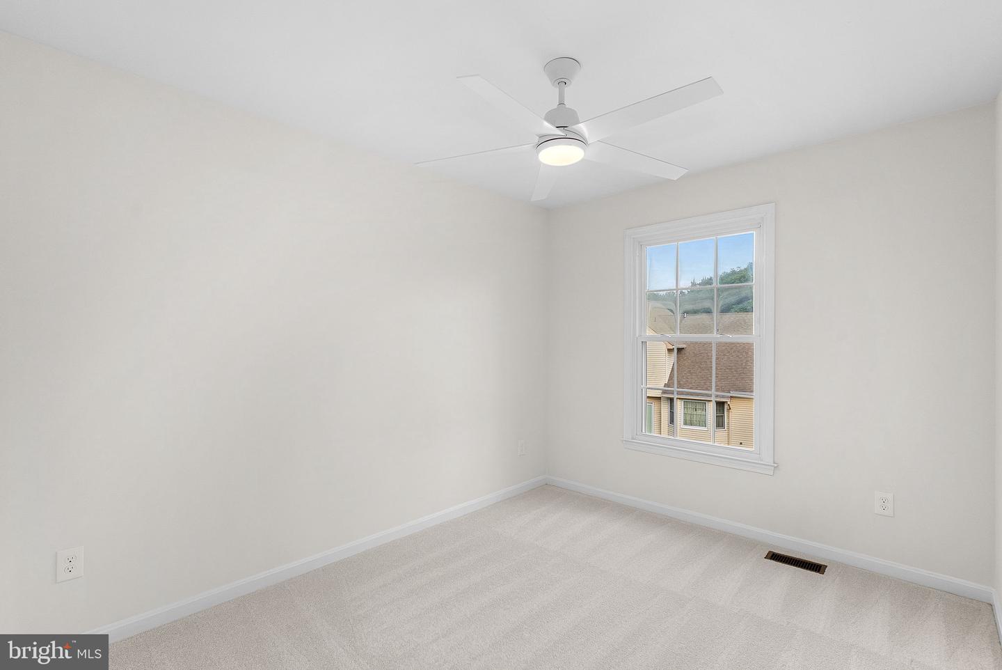 2619 STONE MOUNTAIN CT, HERNDON, Virginia 20170, 4 Bedrooms Bedrooms, ,3 BathroomsBathrooms,Residential,For sale,2619 STONE MOUNTAIN CT,VAFX2241080 MLS # VAFX2241080