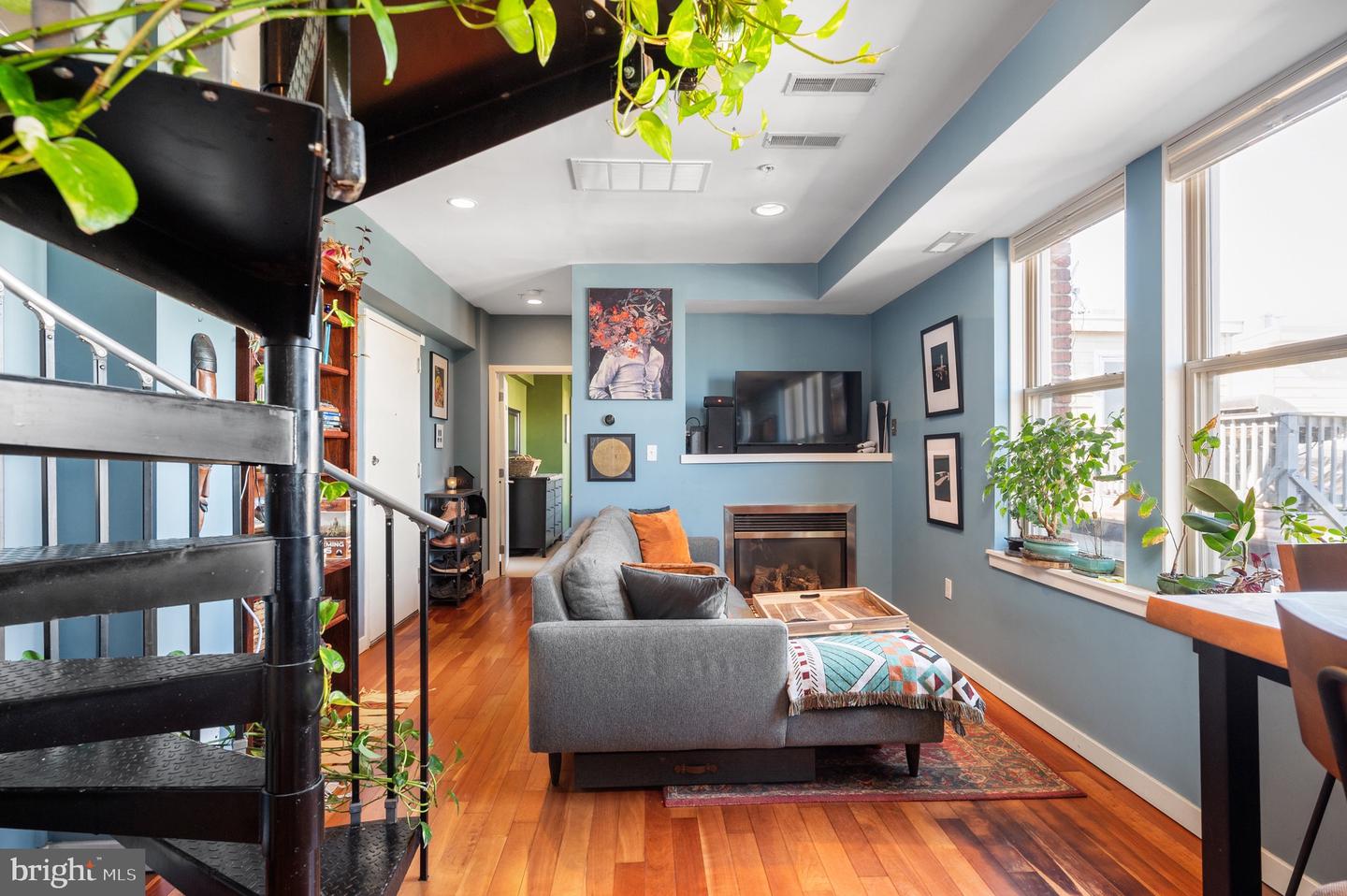 2535 13TH ST NW #403, WASHINGTON, District Of Columbia 20009, 1 Bedroom Bedrooms, ,1 BathroomBathrooms,Residential,For sale,2535 13TH ST NW #403,DCDC2200822 MLS # DCDC2200822