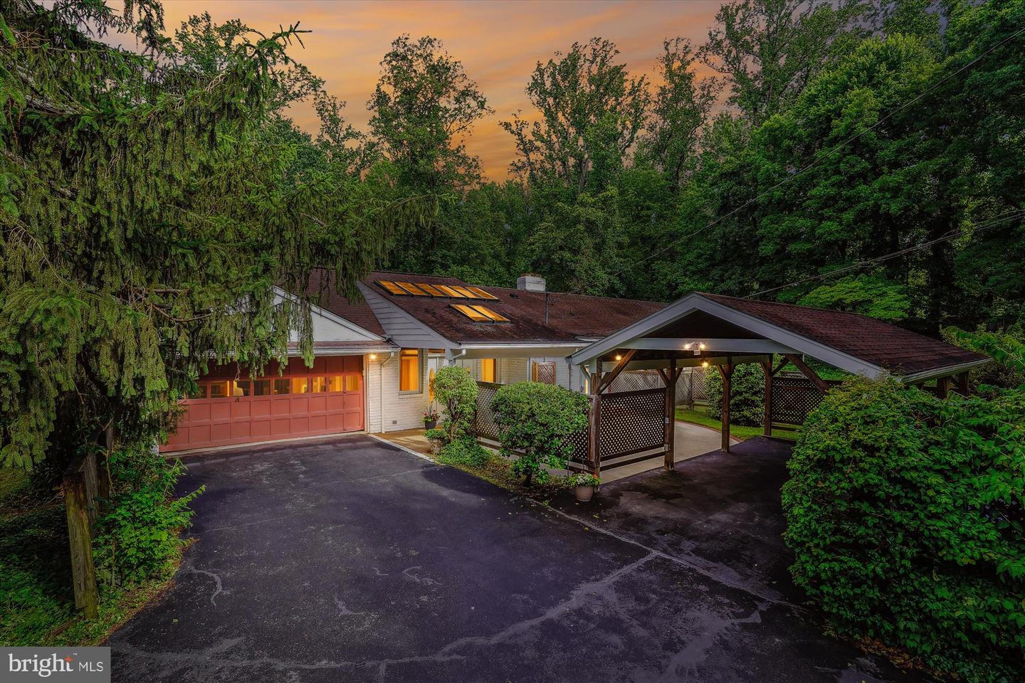 1116 MORNINGSIDE LN, ALEXANDRIA, Virginia 22308, 3 Bedrooms Bedrooms, ,3 BathroomsBathrooms,Residential,For sale,1116 MORNINGSIDE LN,VAFX2241094 MLS # VAFX2241094