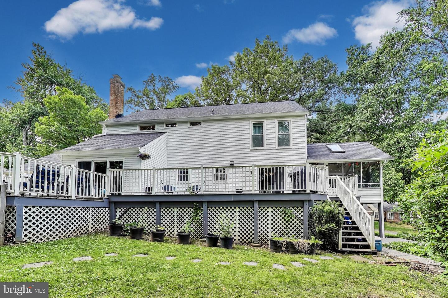12209 ROWAN TREE DR, FAIRFAX, Virginia 22030, 5 Bedrooms Bedrooms, ,3 BathroomsBathrooms,Residential,For sale,12209 ROWAN TREE DR,VAFX2241090 MLS # VAFX2241090