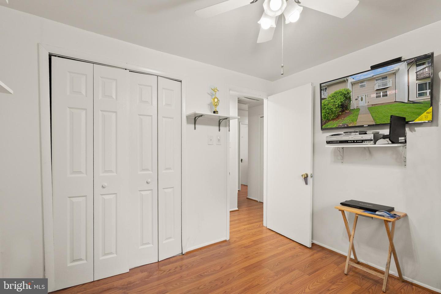 234 WILLOW TER, STERLING, Virginia 20164, 3 Bedrooms Bedrooms, ,2 BathroomsBathrooms,Residential,For sale,234 WILLOW TER,VALO2096586 MLS # VALO2096586