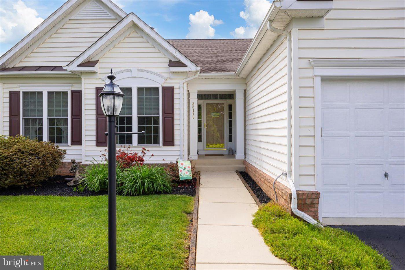 35118 SOMERSET RIDGE RD, LOCUST GROVE, Virginia 22508, 4 Bedrooms Bedrooms, ,3 BathroomsBathrooms,Residential,For sale,35118 SOMERSET RIDGE RD,VAOR2009704 MLS # VAOR2009704