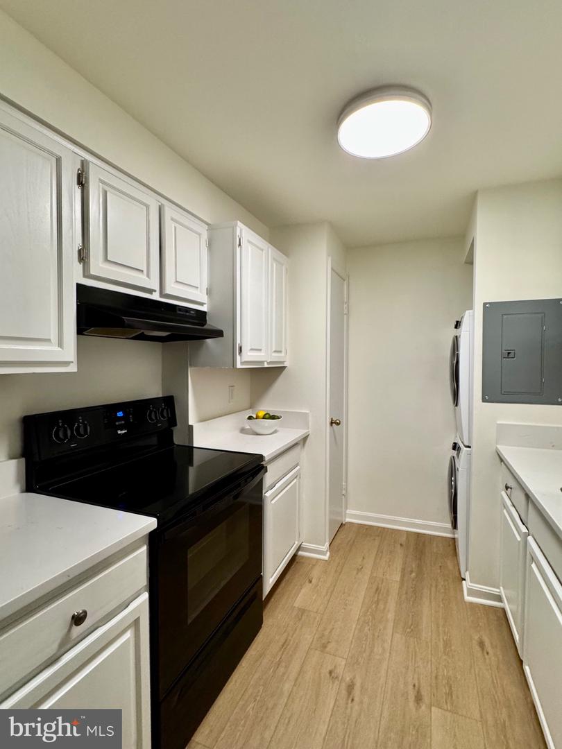 805 N HOWARD ST #446, ALEXANDRIA, Virginia 22304, 2 Bedrooms Bedrooms, ,2 BathroomsBathrooms,Residential,For sale,805 N HOWARD ST #446,VAAX2045386 MLS # VAAX2045386