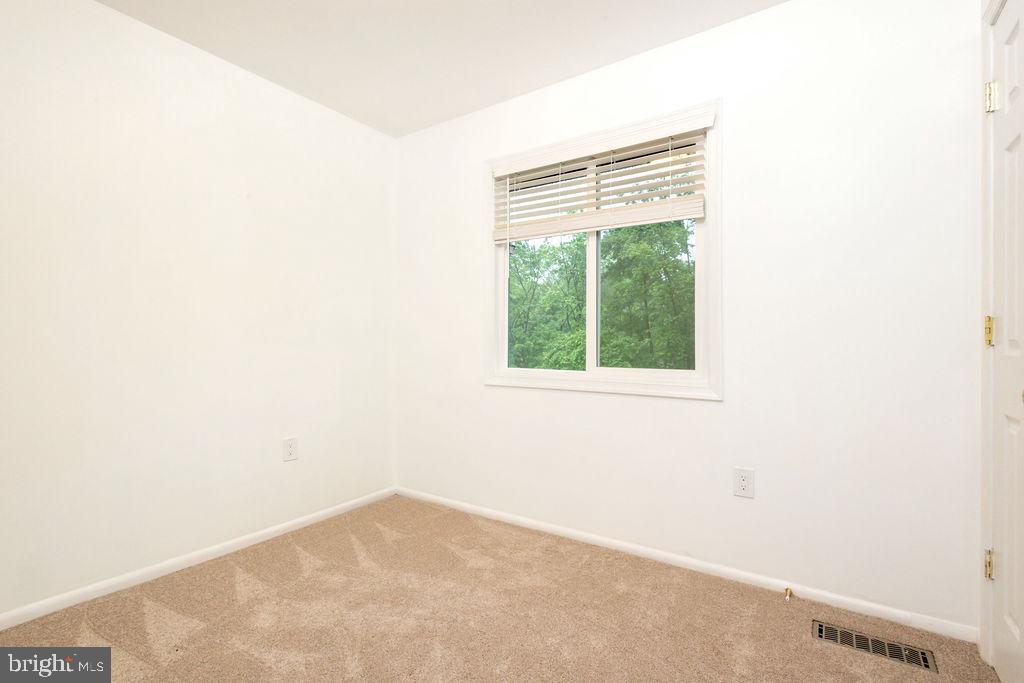 2699 CRISTINA CT, WOODBRIDGE, Virginia 22192, 4 Bedrooms Bedrooms, ,3 BathroomsBathrooms,Residential,For sale,2699 CRISTINA CT,VAPW2094738 MLS # VAPW2094738