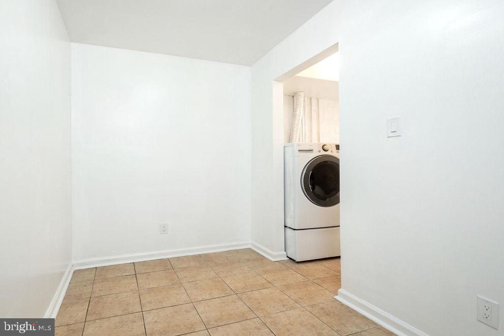 2699 CRISTINA CT, WOODBRIDGE, Virginia 22192, 4 Bedrooms Bedrooms, ,3 BathroomsBathrooms,Residential,For sale,2699 CRISTINA CT,VAPW2094738 MLS # VAPW2094738