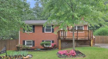 3819 CORONA LN, WOODBRIDGE, Virginia 22193, 5 Bedrooms Bedrooms, ,2 BathroomsBathrooms,Residential,For sale,3819 CORONA LN,VAPW2094708 MLS # VAPW2094708
