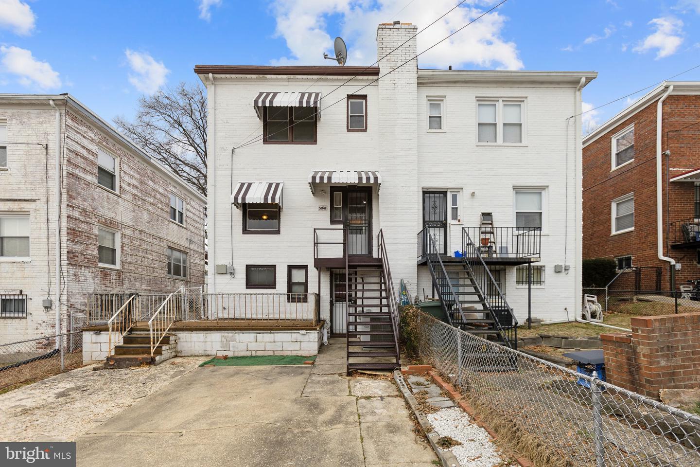 5041 12TH ST NE, WASHINGTON, District Of Columbia 20017, 3 Bedrooms Bedrooms, ,1 BathroomBathrooms,Residential,For sale,5041 12TH ST NE,DCDC2200762 MLS # DCDC2200762