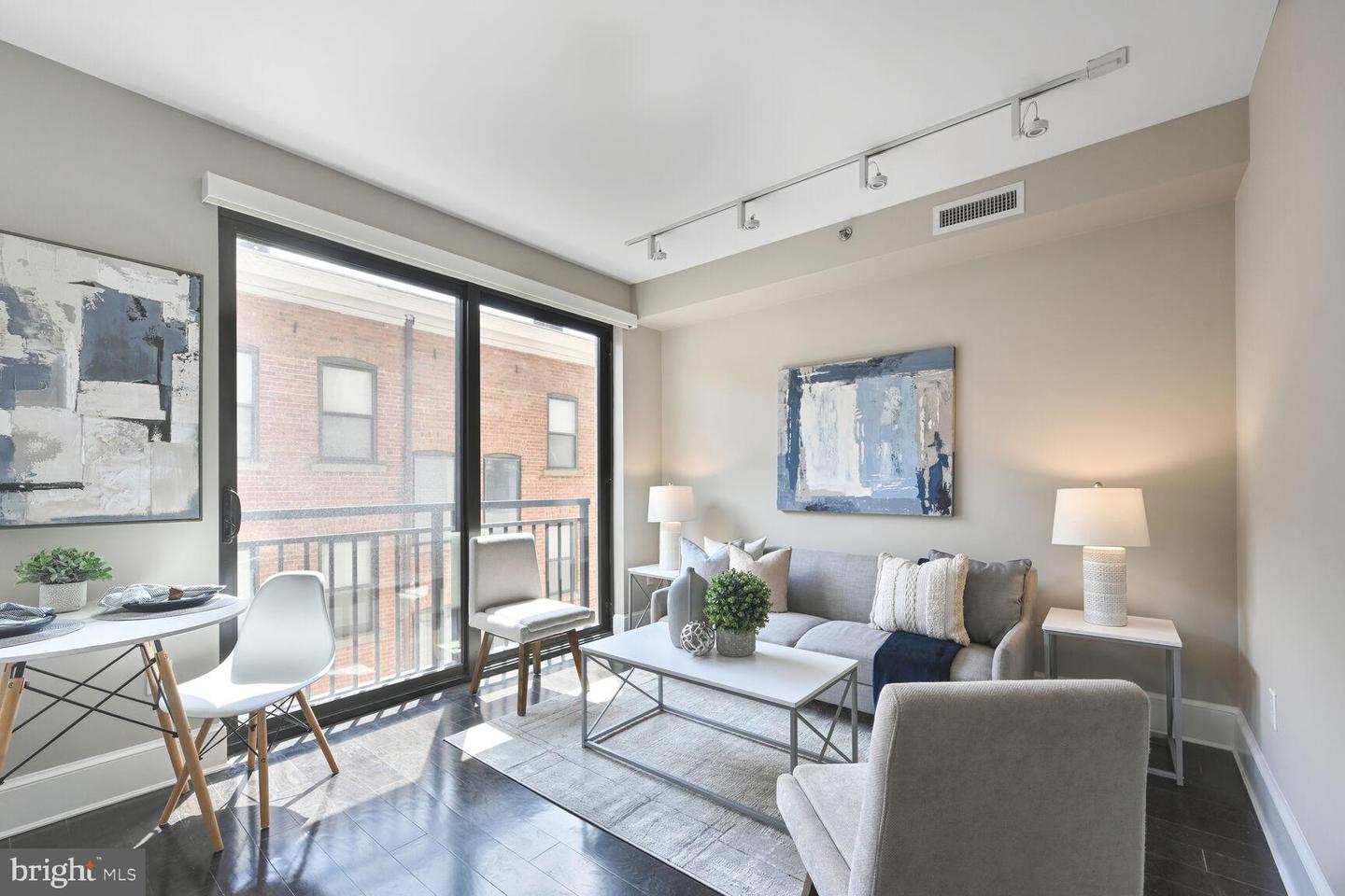 1011 M ST NW #406, WASHINGTON, District Of Columbia 20001, 1 Bedroom Bedrooms, ,1 BathroomBathrooms,Residential,For sale,1011 M ST NW #406,DCDC2200848 MLS # DCDC2200848