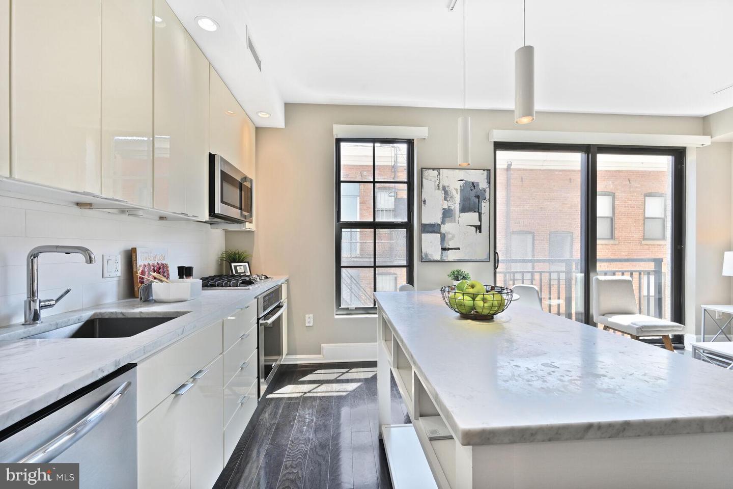 1011 M ST NW #406, WASHINGTON, District Of Columbia 20001, 1 Bedroom Bedrooms, ,1 BathroomBathrooms,Residential,For sale,1011 M ST NW #406,DCDC2200848 MLS # DCDC2200848