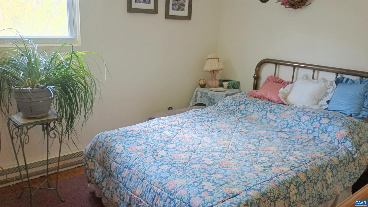 983 WILLIAMSTOWN RD, SHIPMAN, Virginia 22971, 2 Bedrooms Bedrooms, ,1 BathroomBathrooms,Residential,For sale,983 WILLIAMSTOWN RD,664559 MLS # 664559