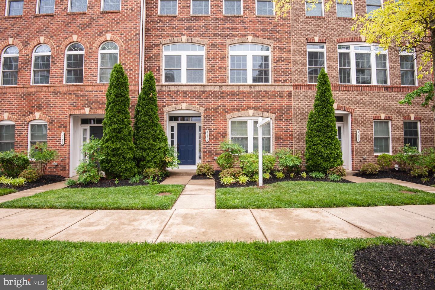 3153 JOHN GLENN ST, HERNDON, Virginia 20171, 4 Bedrooms Bedrooms, ,3 BathroomsBathrooms,Residential,For sale,3153 JOHN GLENN ST,VAFX2241134 MLS # VAFX2241134