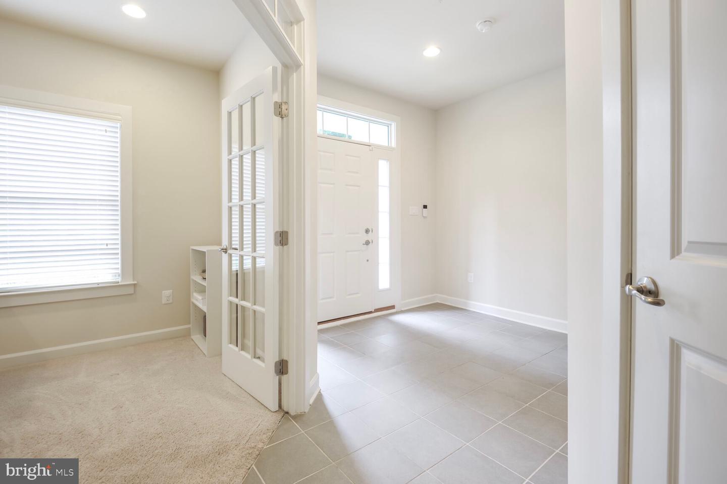 3153 JOHN GLENN ST, HERNDON, Virginia 20171, 4 Bedrooms Bedrooms, ,3 BathroomsBathrooms,Residential,For sale,3153 JOHN GLENN ST,VAFX2241134 MLS # VAFX2241134