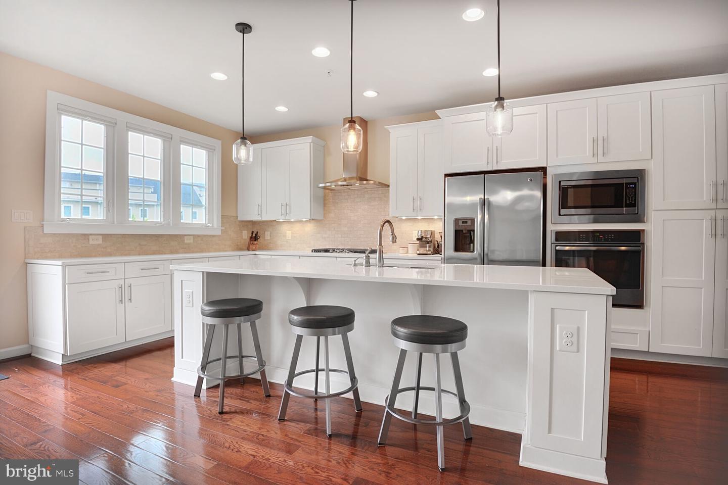3153 JOHN GLENN ST, HERNDON, Virginia 20171, 4 Bedrooms Bedrooms, ,3 BathroomsBathrooms,Residential,For sale,3153 JOHN GLENN ST,VAFX2241134 MLS # VAFX2241134