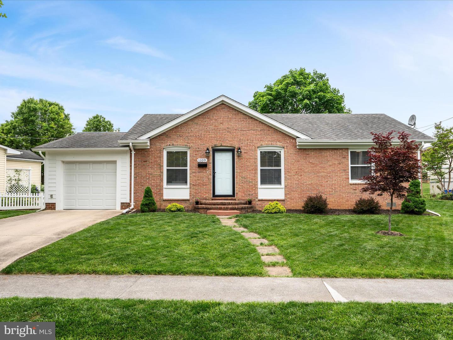 1109 OPEQUON AVE, WINCHESTER, Virginia 22601, 3 Bedrooms Bedrooms, ,2 BathroomsBathrooms,Residential,For sale,1109 OPEQUON AVE,VAWI2007704 MLS # VAWI2007704