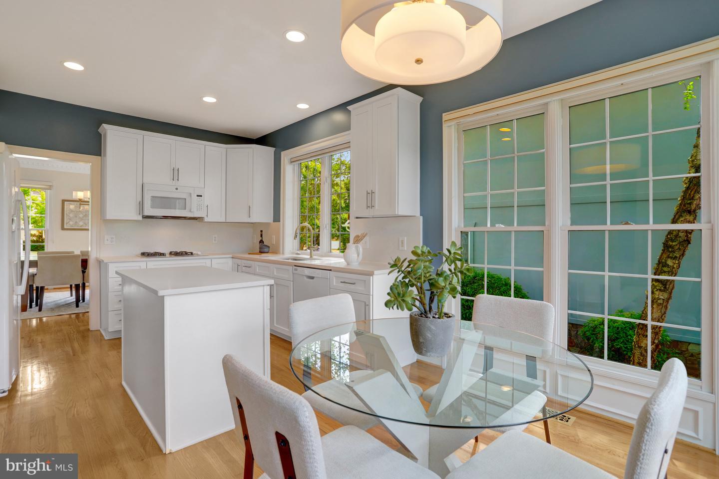 5252 WINTER VIEW DR, ALEXANDRIA, Virginia 22312, 5 Bedrooms Bedrooms, ,4 BathroomsBathrooms,Residential,For sale,5252 WINTER VIEW DR,VAFX2241136 MLS # VAFX2241136