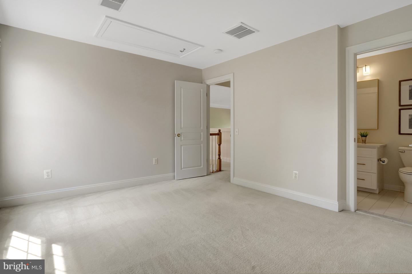 5252 WINTER VIEW DR, ALEXANDRIA, Virginia 22312, 5 Bedrooms Bedrooms, ,4 BathroomsBathrooms,Residential,For sale,5252 WINTER VIEW DR,VAFX2241136 MLS # VAFX2241136