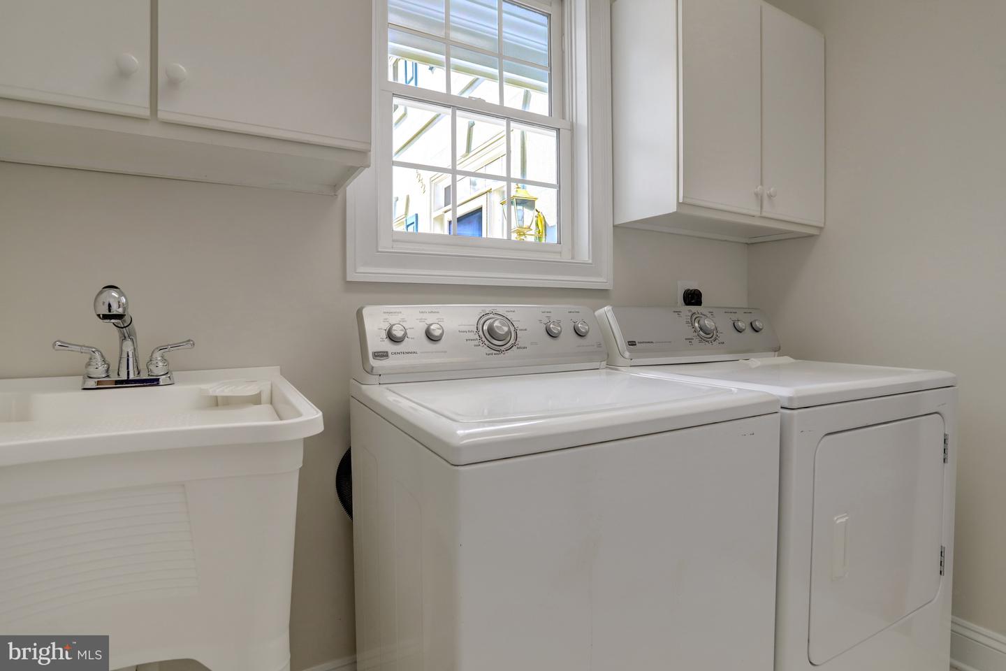 5252 WINTER VIEW DR, ALEXANDRIA, Virginia 22312, 5 Bedrooms Bedrooms, ,4 BathroomsBathrooms,Residential,For sale,5252 WINTER VIEW DR,VAFX2241136 MLS # VAFX2241136