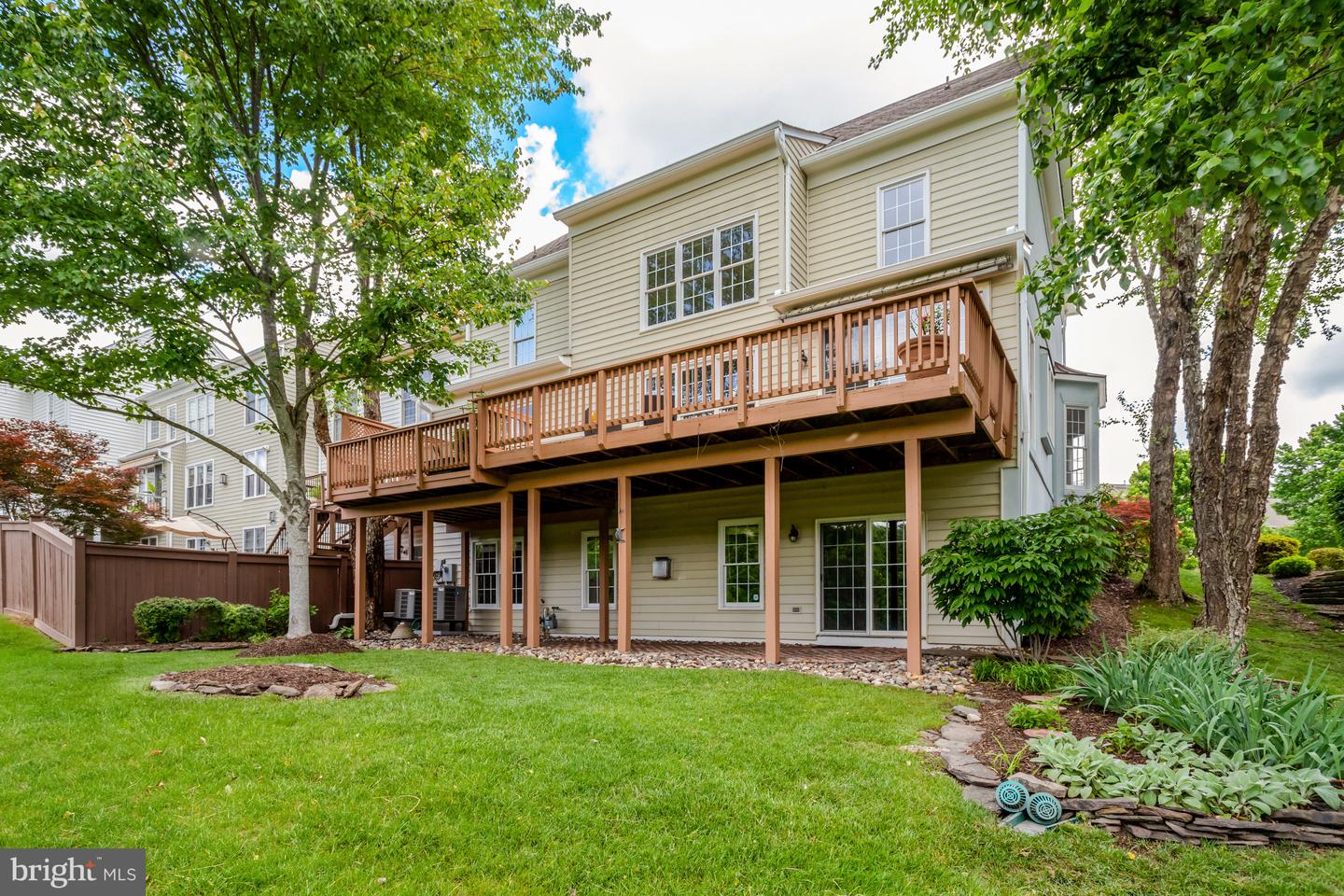 5252 WINTER VIEW DR, ALEXANDRIA, Virginia 22312, 5 Bedrooms Bedrooms, ,4 BathroomsBathrooms,Residential,For sale,5252 WINTER VIEW DR,VAFX2241136 MLS # VAFX2241136