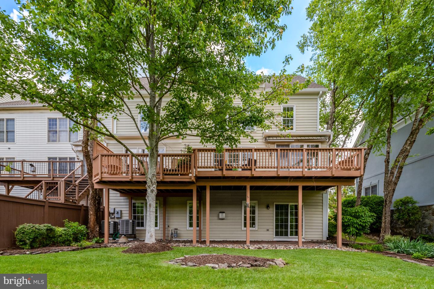 5252 WINTER VIEW DR, ALEXANDRIA, Virginia 22312, 5 Bedrooms Bedrooms, ,4 BathroomsBathrooms,Residential,For sale,5252 WINTER VIEW DR,VAFX2241136 MLS # VAFX2241136