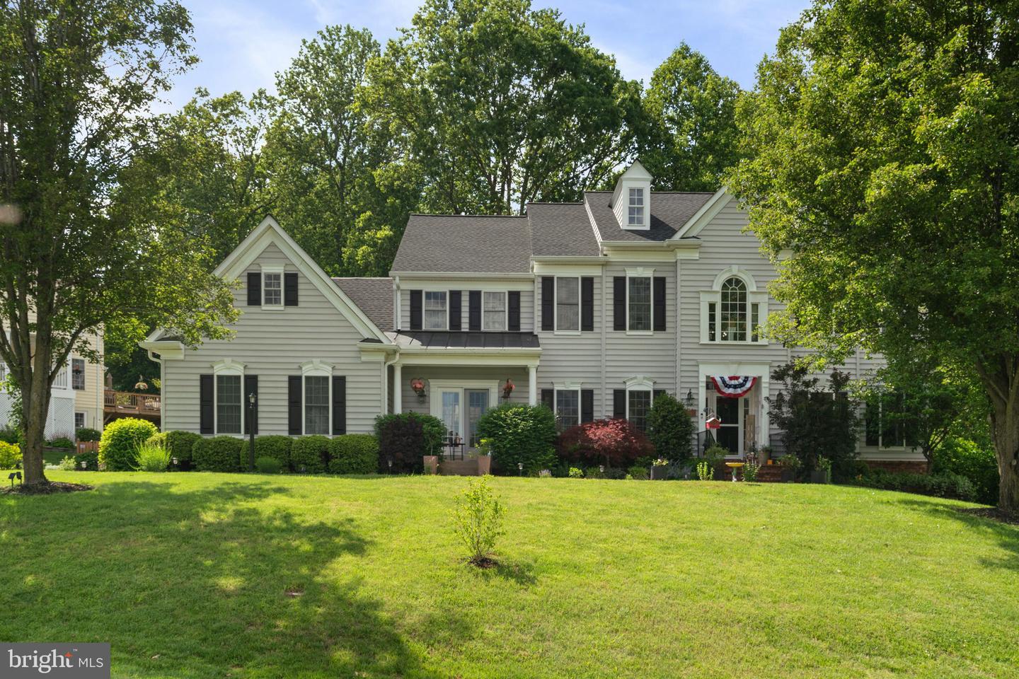 7814 ABBEY OAKS CT, MANASSAS, Virginia 20112, 5 Bedrooms Bedrooms, ,5 BathroomsBathrooms,Residential,For sale,7814 ABBEY OAKS CT,VAPW2094782 MLS # VAPW2094782