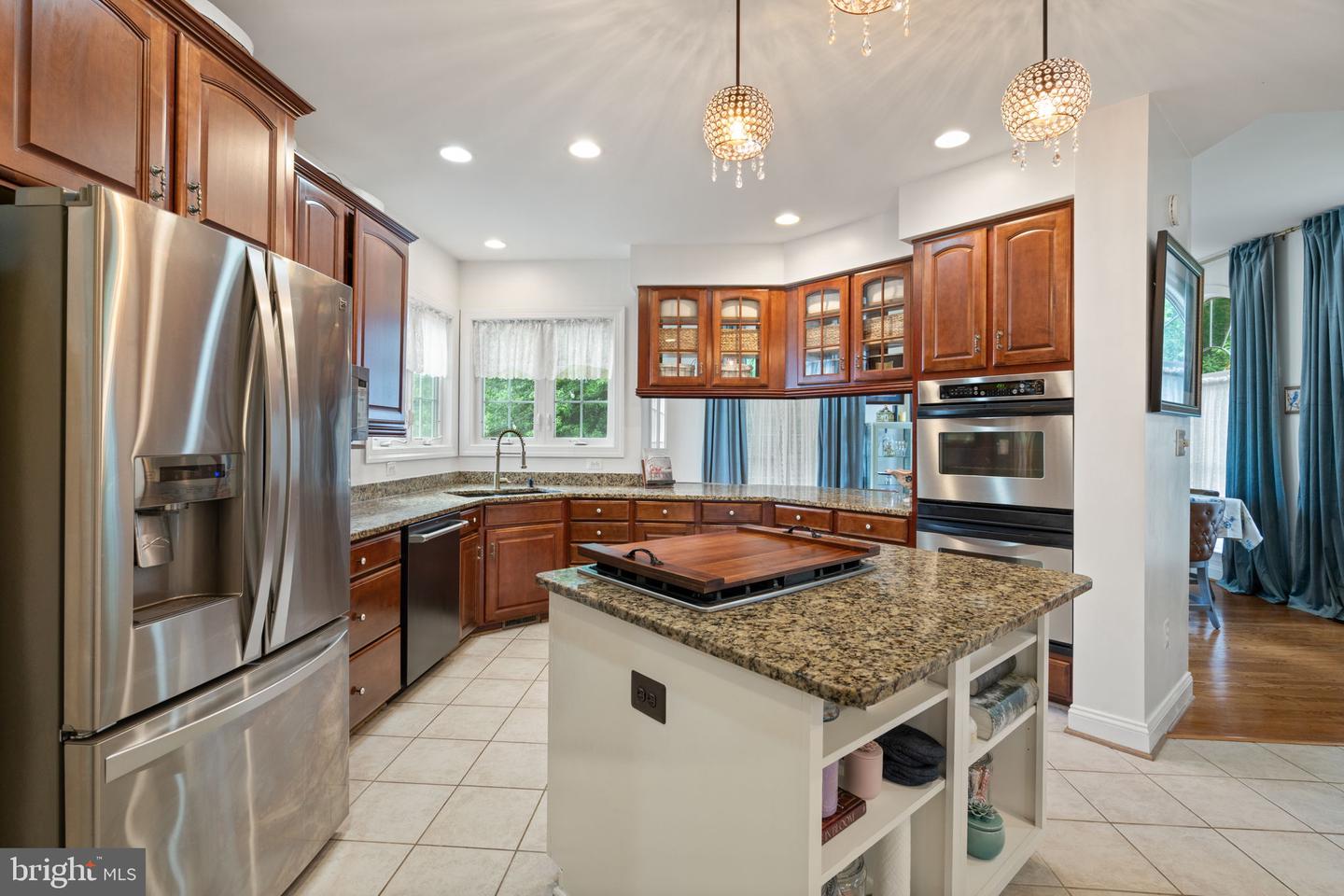 7814 ABBEY OAKS CT, MANASSAS, Virginia 20112, 5 Bedrooms Bedrooms, ,5 BathroomsBathrooms,Residential,For sale,7814 ABBEY OAKS CT,VAPW2094782 MLS # VAPW2094782