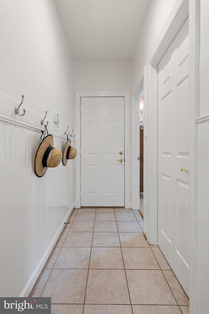7814 ABBEY OAKS CT, MANASSAS, Virginia 20112, 5 Bedrooms Bedrooms, ,5 BathroomsBathrooms,Residential,For sale,7814 ABBEY OAKS CT,VAPW2094782 MLS # VAPW2094782