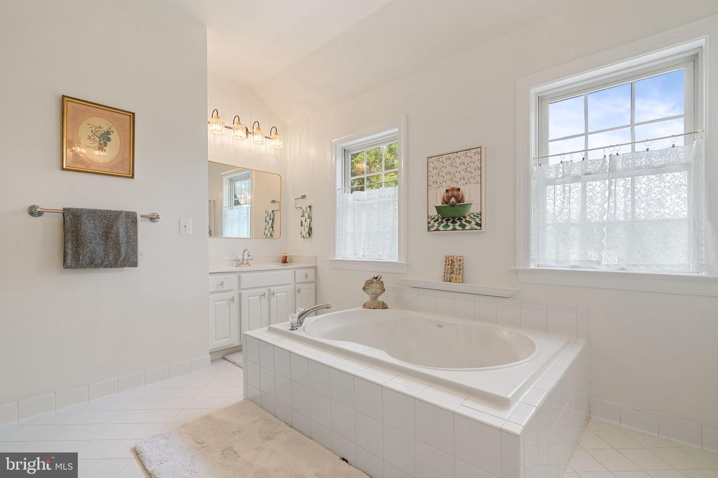 7814 ABBEY OAKS CT, MANASSAS, Virginia 20112, 5 Bedrooms Bedrooms, ,5 BathroomsBathrooms,Residential,For sale,7814 ABBEY OAKS CT,VAPW2094782 MLS # VAPW2094782