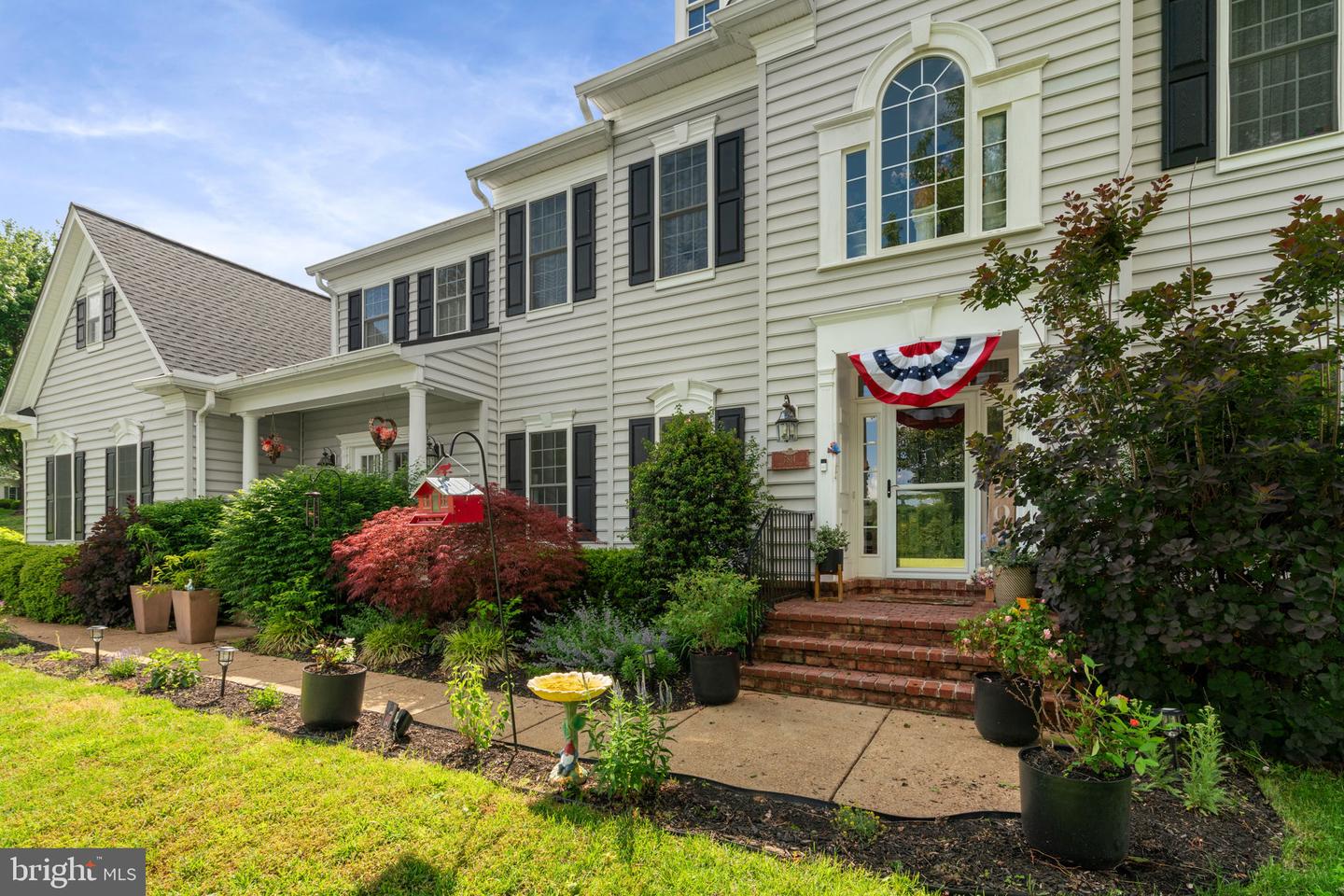 7814 ABBEY OAKS CT, MANASSAS, Virginia 20112, 5 Bedrooms Bedrooms, ,5 BathroomsBathrooms,Residential,For sale,7814 ABBEY OAKS CT,VAPW2094782 MLS # VAPW2094782