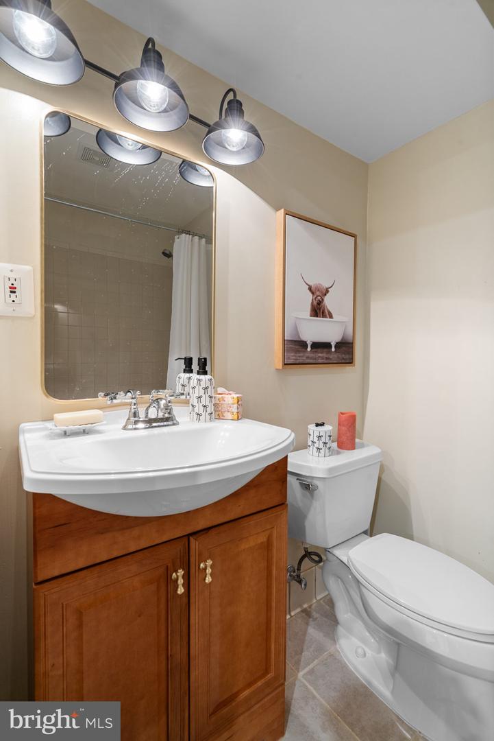 7814 ABBEY OAKS CT, MANASSAS, Virginia 20112, 5 Bedrooms Bedrooms, ,5 BathroomsBathrooms,Residential,For sale,7814 ABBEY OAKS CT,VAPW2094782 MLS # VAPW2094782