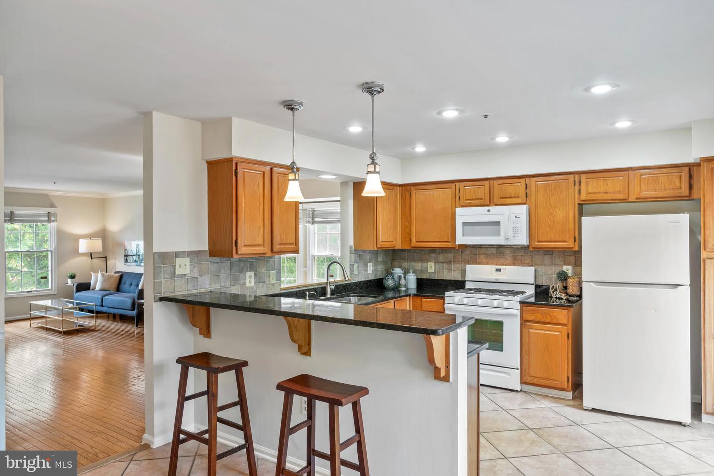 7850 BLUE GRAY CIR, MANASSAS, Virginia 20109, 4 Bedrooms Bedrooms, 7 Rooms Rooms,3 BathroomsBathrooms,Residential,For sale,7850 BLUE GRAY CIR,VAPW2094772 MLS # VAPW2094772