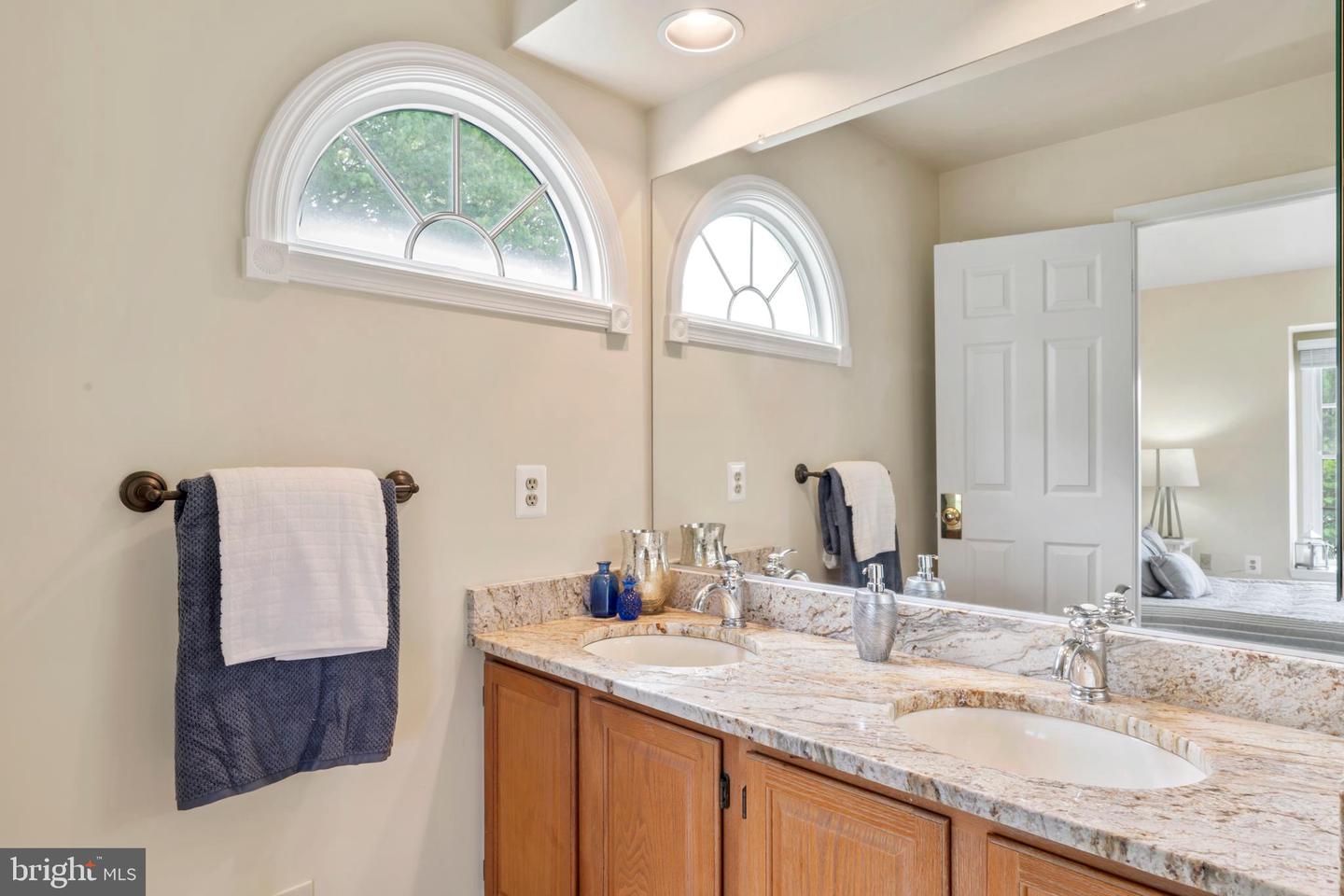 7850 BLUE GRAY CIR, MANASSAS, Virginia 20109, 4 Bedrooms Bedrooms, 7 Rooms Rooms,3 BathroomsBathrooms,Residential,For sale,7850 BLUE GRAY CIR,VAPW2094772 MLS # VAPW2094772