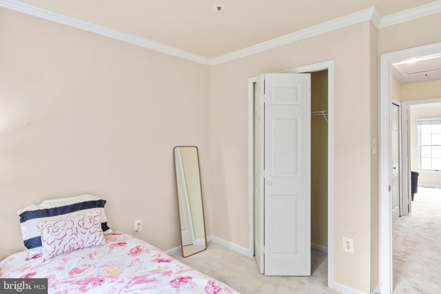 7850 BLUE GRAY CIR, MANASSAS, Virginia 20109, 4 Bedrooms Bedrooms, 7 Rooms Rooms,3 BathroomsBathrooms,Residential,For sale,7850 BLUE GRAY CIR,VAPW2094772 MLS # VAPW2094772