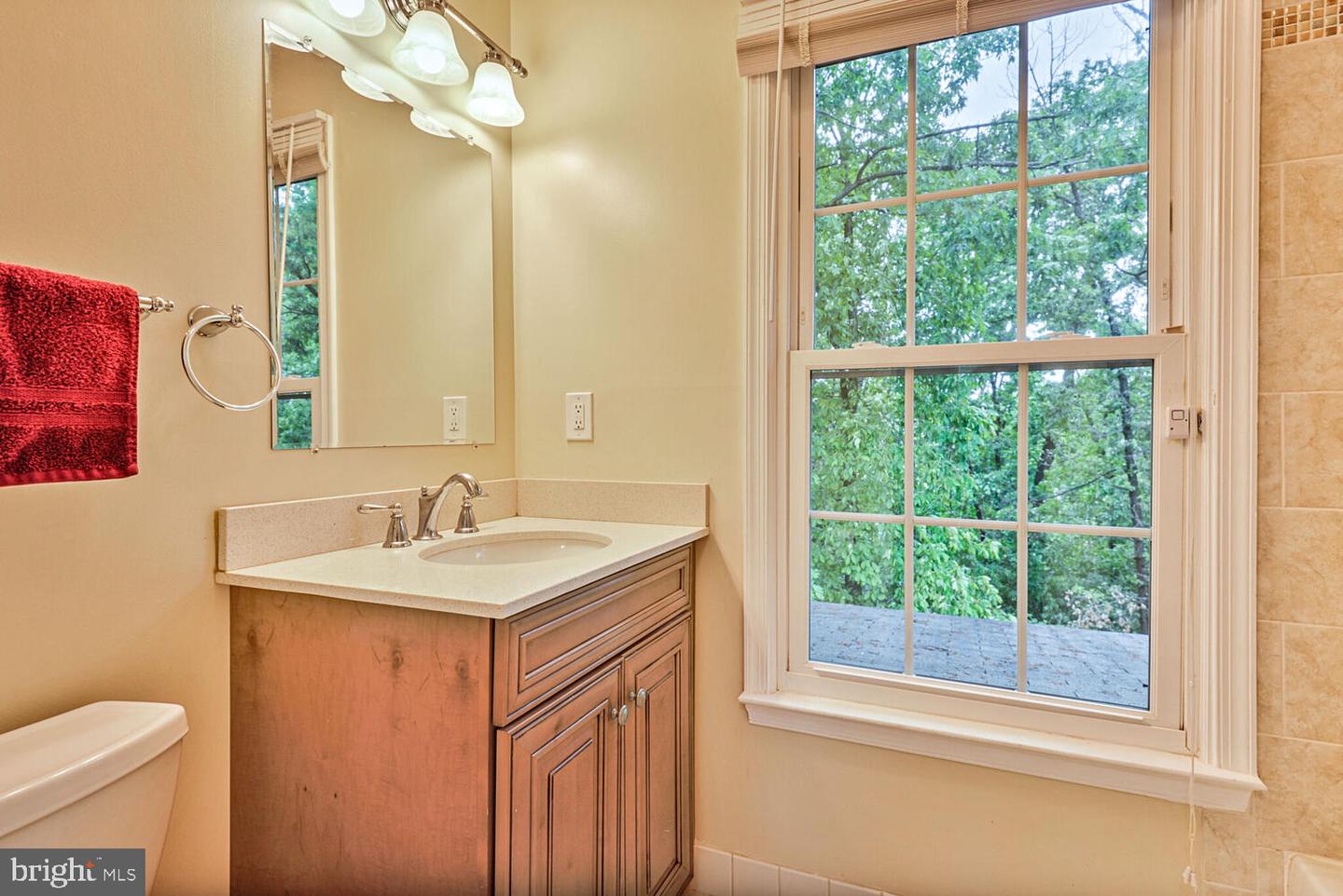 7610 MICHELLE CT, MANASSAS, Virginia 20109, 3 Bedrooms Bedrooms, ,2 BathroomsBathrooms,Residential,For sale,7610 MICHELLE CT,VAPW2094794 MLS # VAPW2094794