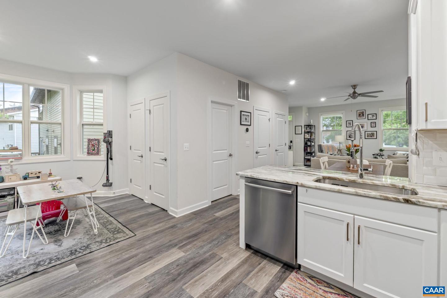 126 LONGWOOD DR #C, CHARLOTTESVILLE, Virginia 22903, 4 Bedrooms Bedrooms, ,3 BathroomsBathrooms,Residential,For sale,126 LONGWOOD DR #C,664593 MLS # 664593