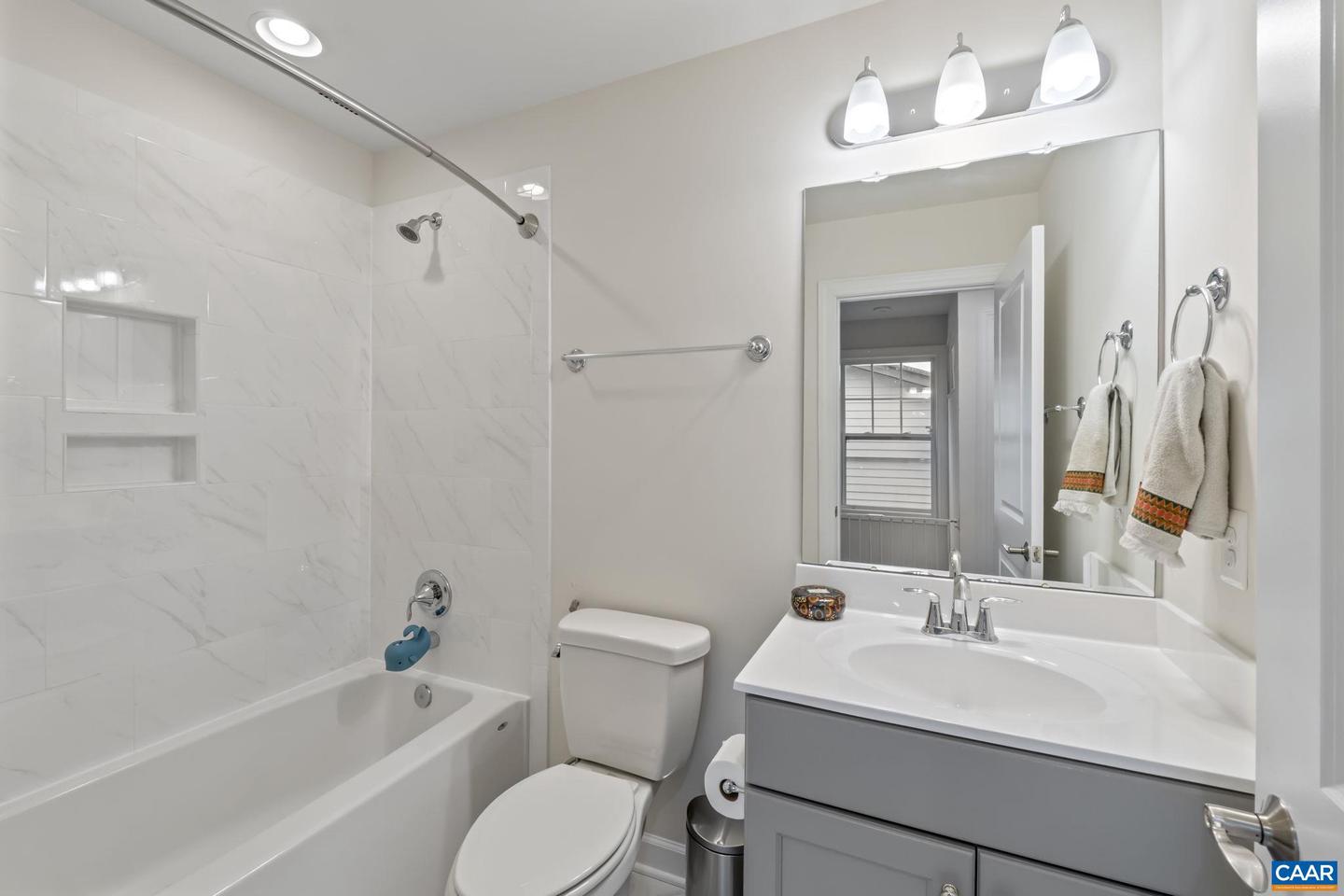 126 LONGWOOD DR #C, CHARLOTTESVILLE, Virginia 22903, 4 Bedrooms Bedrooms, ,3 BathroomsBathrooms,Residential,For sale,126 LONGWOOD DR #C,664593 MLS # 664593
