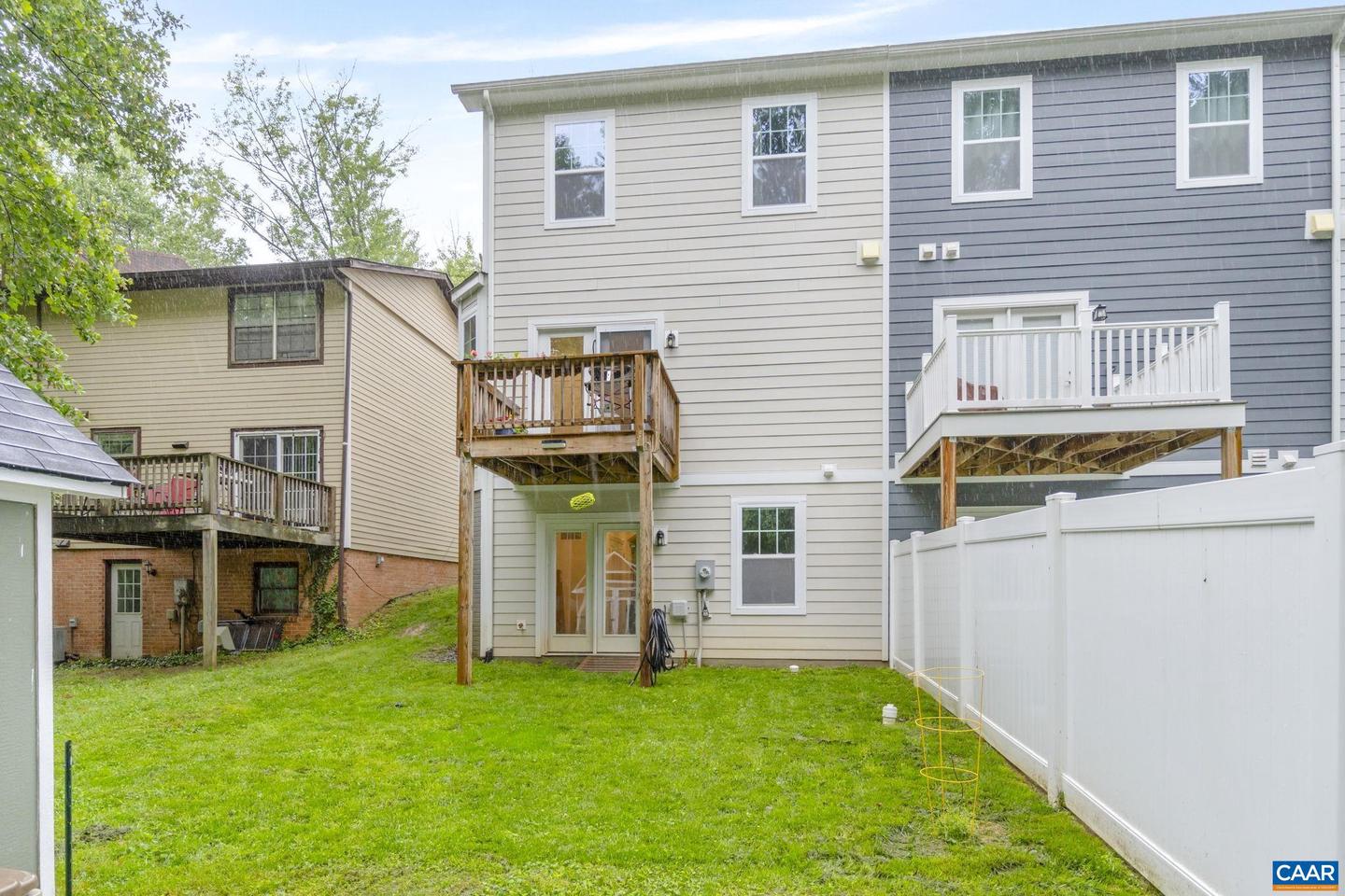 126 LONGWOOD DR #C, CHARLOTTESVILLE, Virginia 22903, 4 Bedrooms Bedrooms, ,3 BathroomsBathrooms,Residential,For sale,126 LONGWOOD DR #C,664593 MLS # 664593